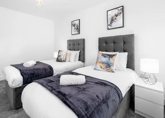 The Marson\'S Collection - 2 Bedroom Apartment - Balcony - Secure Parking - 4Mc