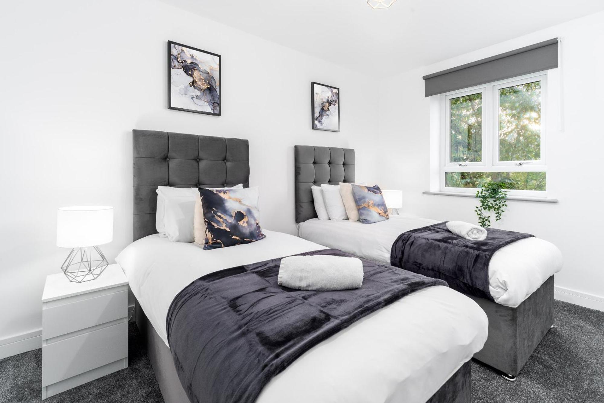 Apartment The Marson's Collection - 2 Bedroom - Balcony - Secure Parking - 4mc *