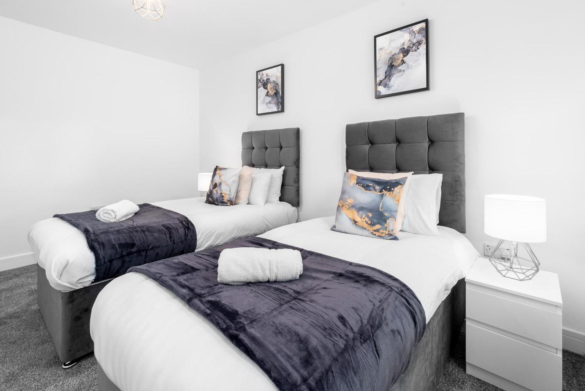 Apartment The Marson's Collection - 2 Bedroom - Balcony - Secure Parking - 4mc